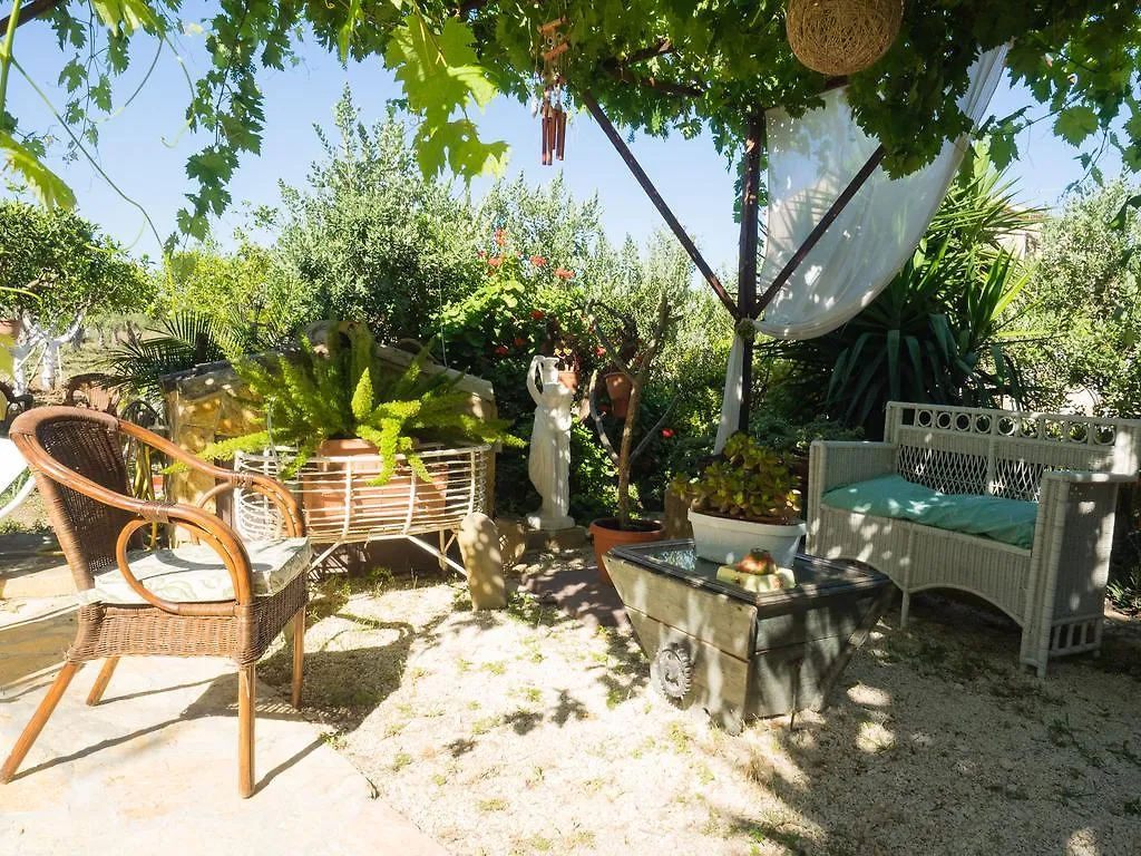 B&B Le Macine 1868 Paceco 3*,  Italy